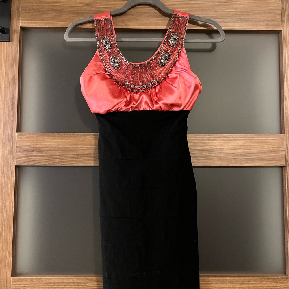 Elegant Black and Pink Women's Body Con Dress